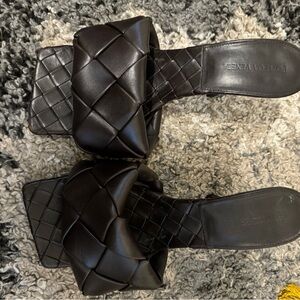 Bottega Veneta Black Quilted Sandals